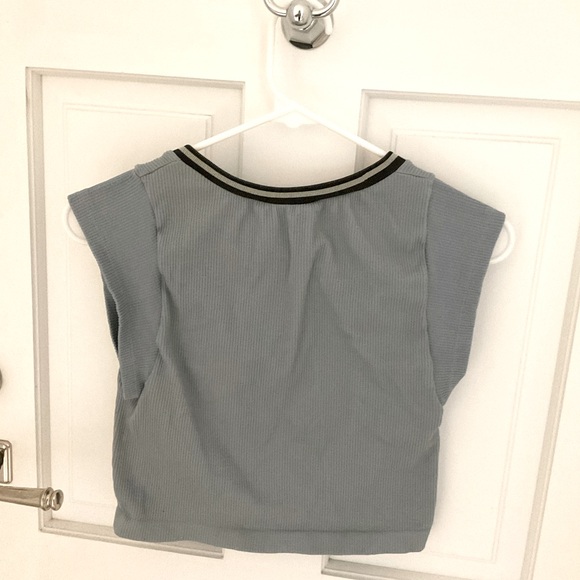 Urban Outfitters Out From Under Go For Gold Seamless Top - Picture 2 of 7